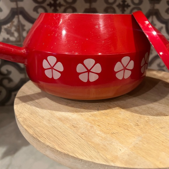 VINTAGE MID-CENTURY FONDUE POT- Enamel coated with flower design in Red - Picture 9 of 9